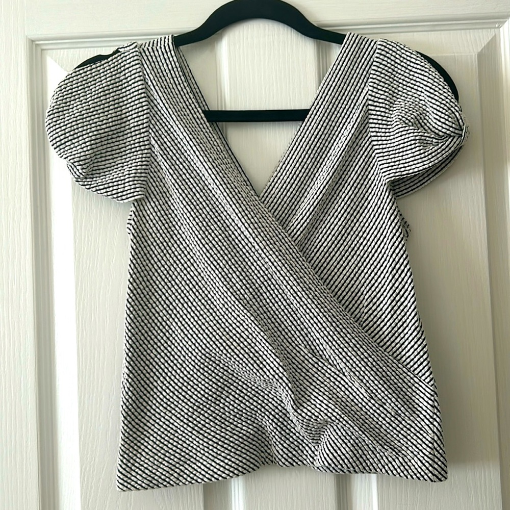 Club Monaco size small blouse
